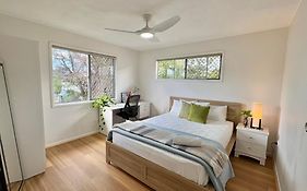 Welcome To Your Leafy Retreat In Graceville